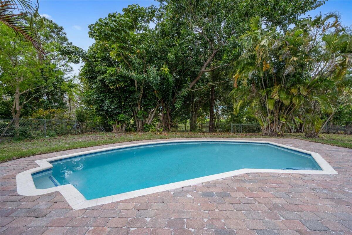 198 Bobwhite Road Royal Palm Beach, FL 33411 - Photo 3 of 30 29-DSC_6988-Edit