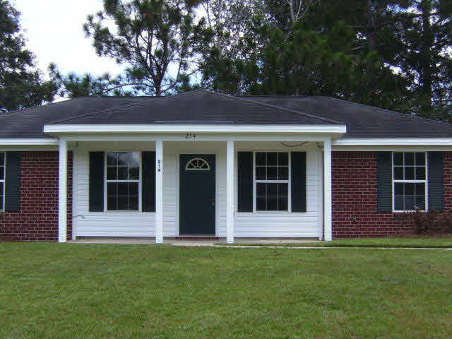 214 Tradewind Court Foley, AL 36535 - Photo 1 of 1