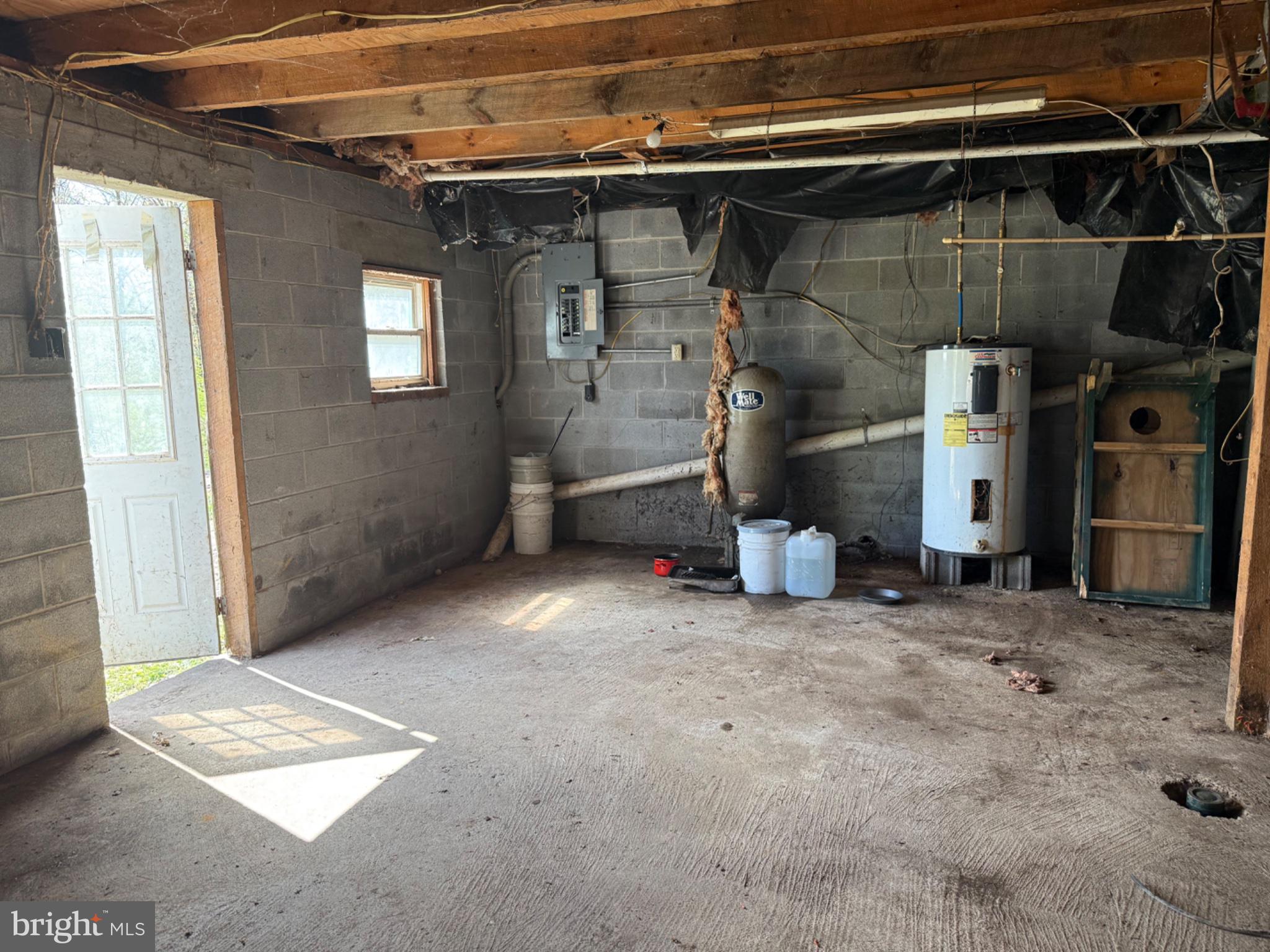 15232 Wrangletown Road Mount Union, PA 17066 - Photo 83 of 92 Spacious garage with natural light.