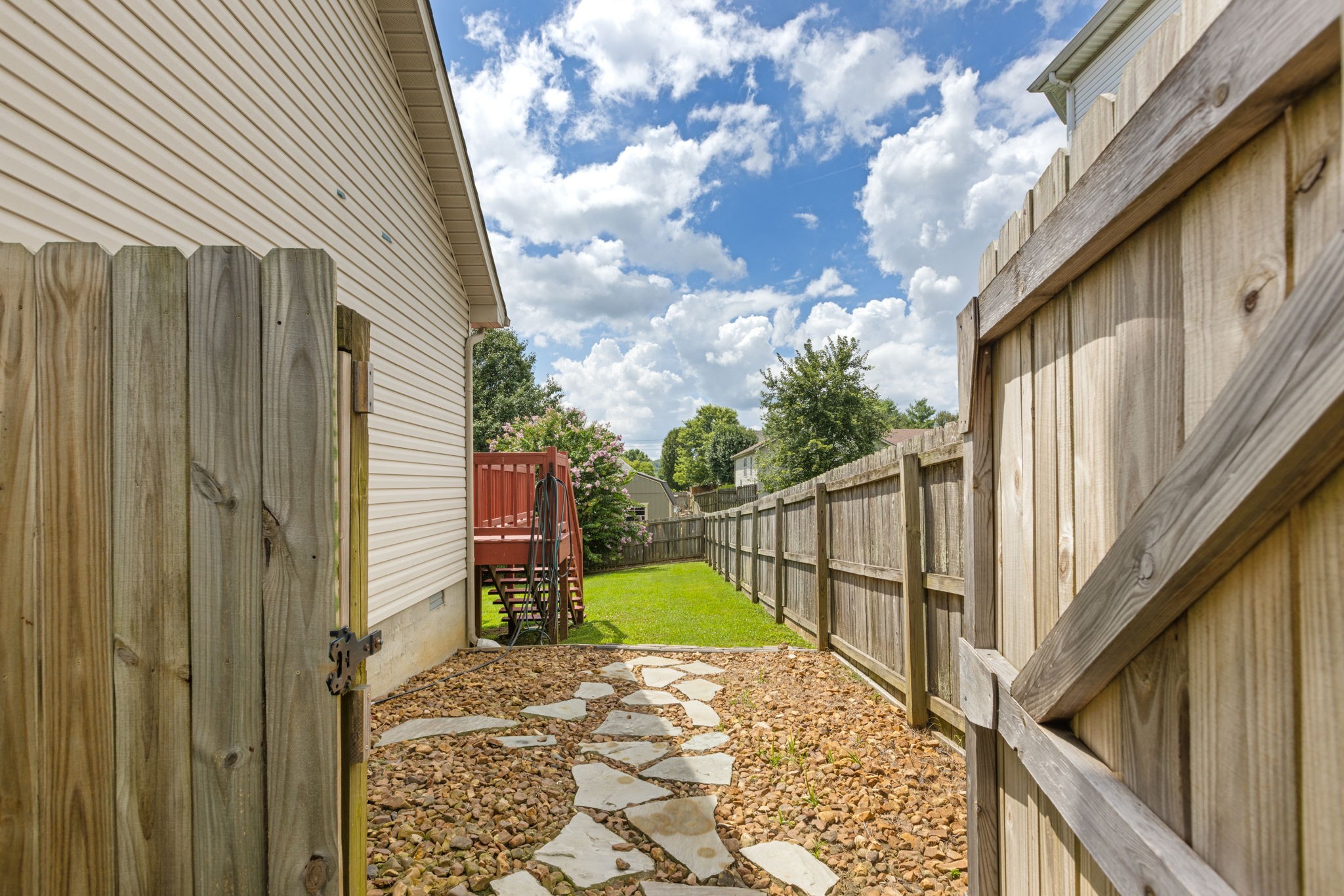 2505 Preston Way Spring Hill, TN 37174 - Photo 30 of 37 a view of a balcony with a staircase