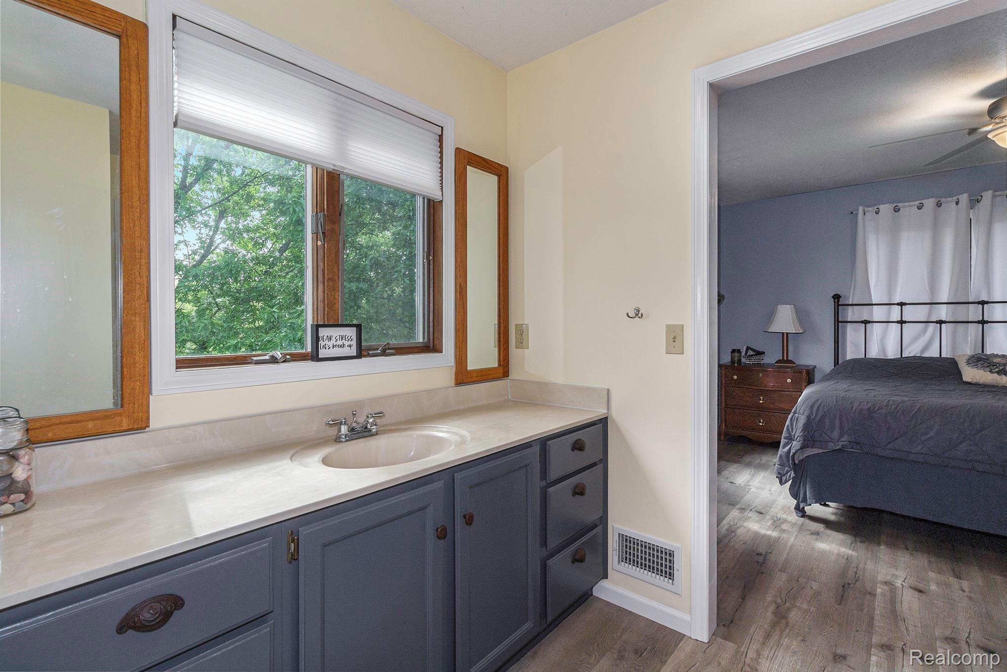 3307 North Cedar Road Fowlerville, MI 48836 - Photo 17 of 33 3307 2nd level full bath2.jpg
