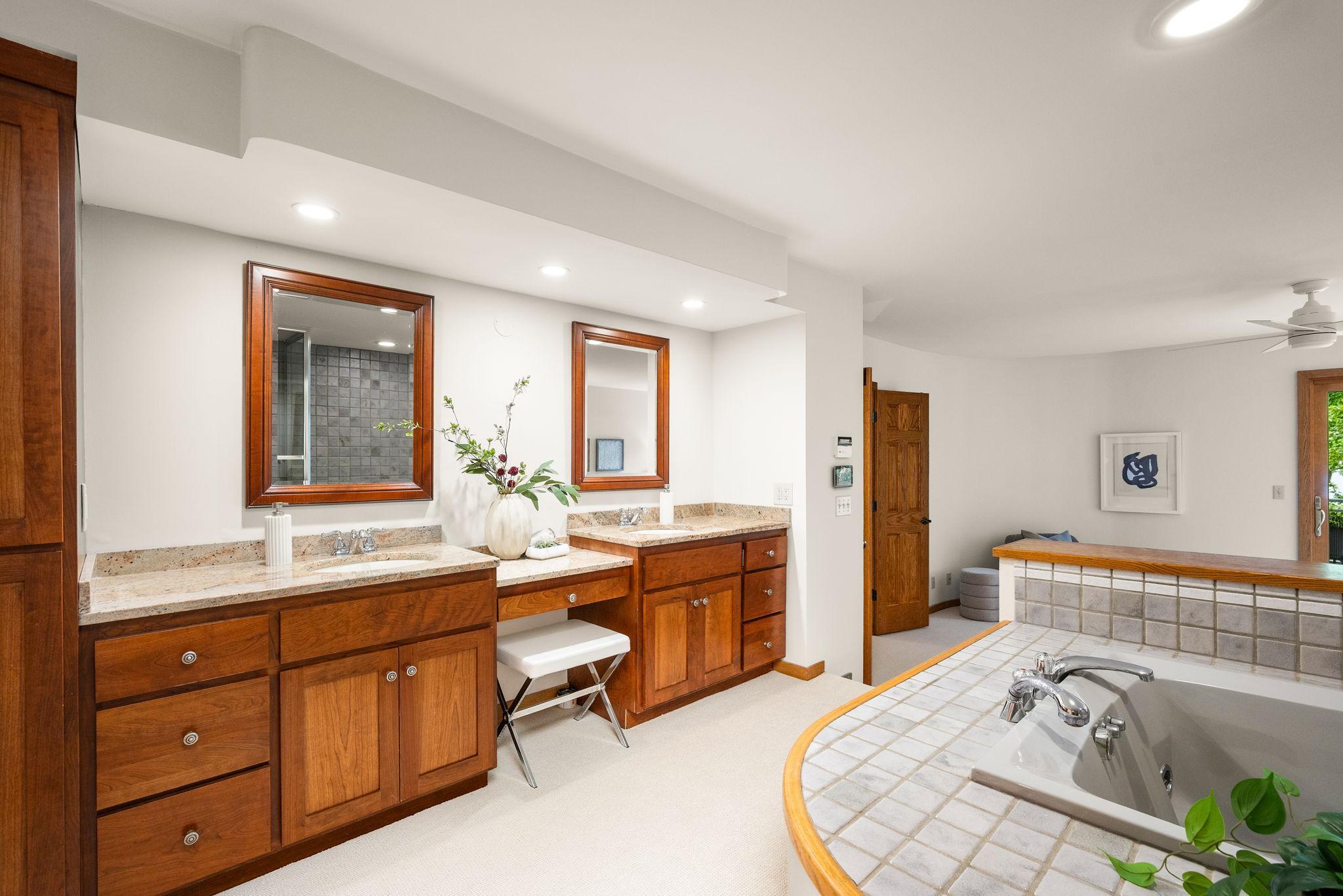 6658 Smithtown Road Excelsior, MN 55331 - Photo 17 of 51 Gallery Image 17