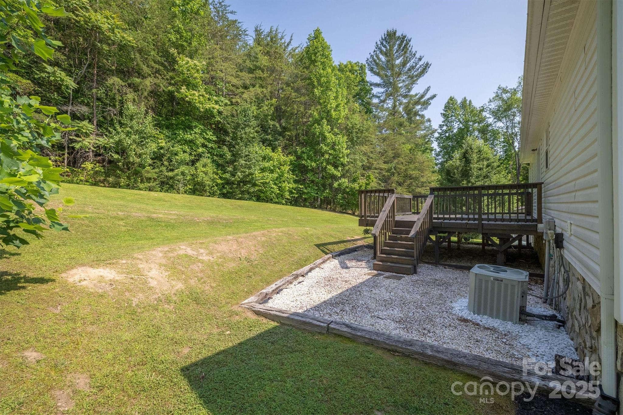 905 Severt Circle Lenoir, NC 28645 - Photo 5 of 31