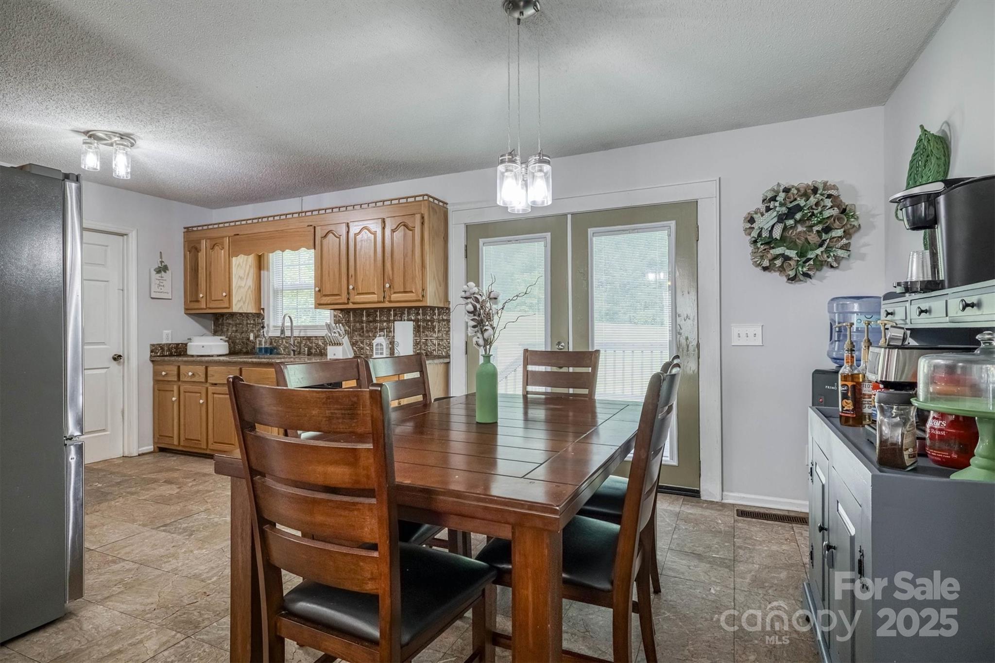 905 Severt Circle Lenoir, NC 28645 - Photo 10 of 31