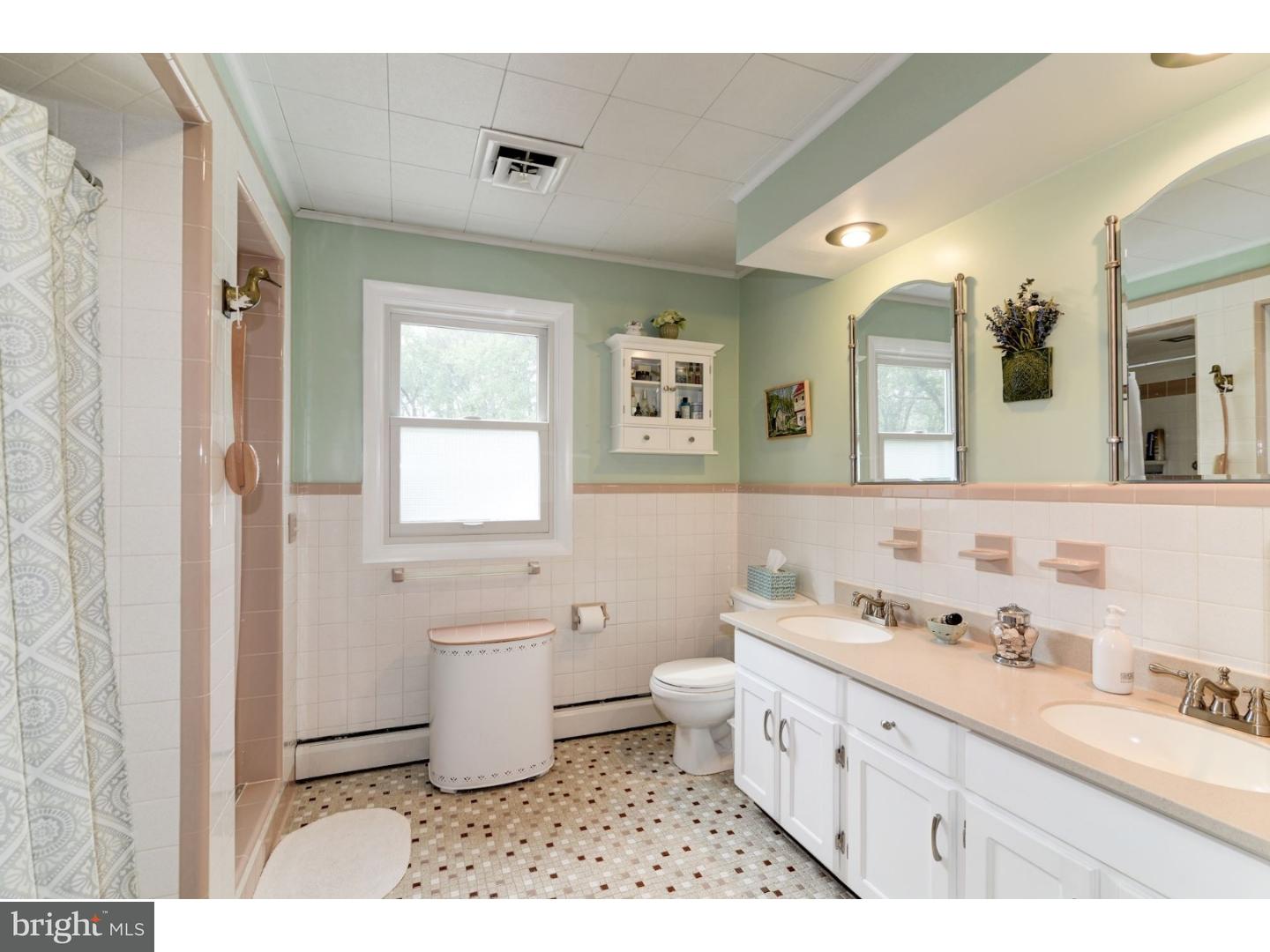 51 Defiance Road Malaga, NJ 08328 - Photo 18 of 25 Bathroom