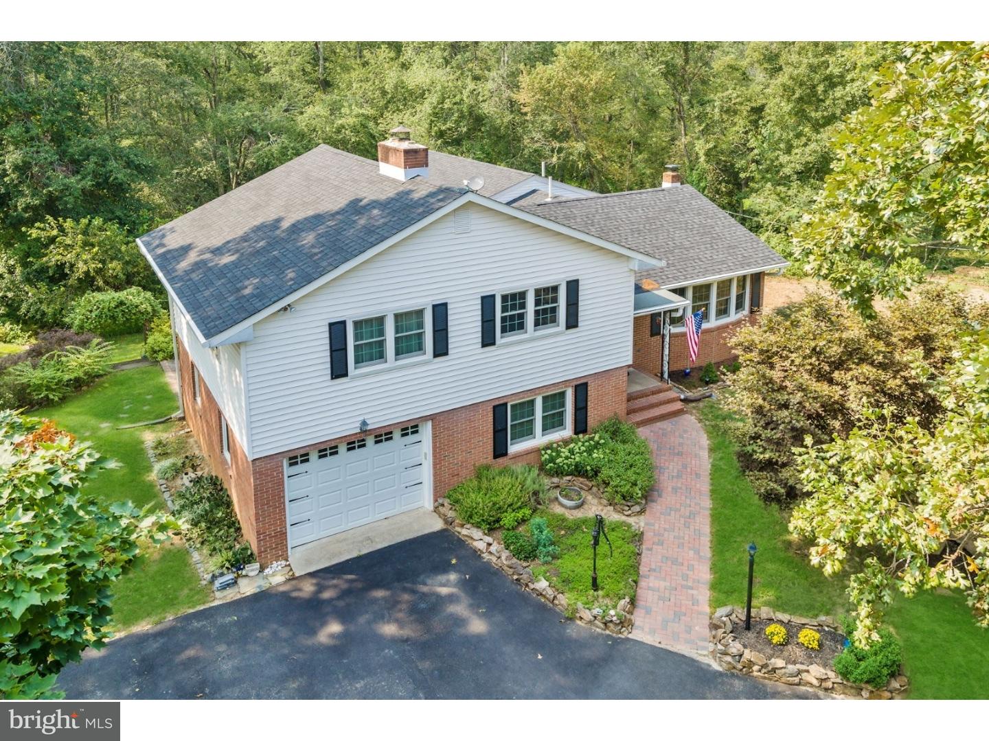 51 Defiance Road Malaga, NJ 08328 - Photo 4 of 25 Gallery Image 4
