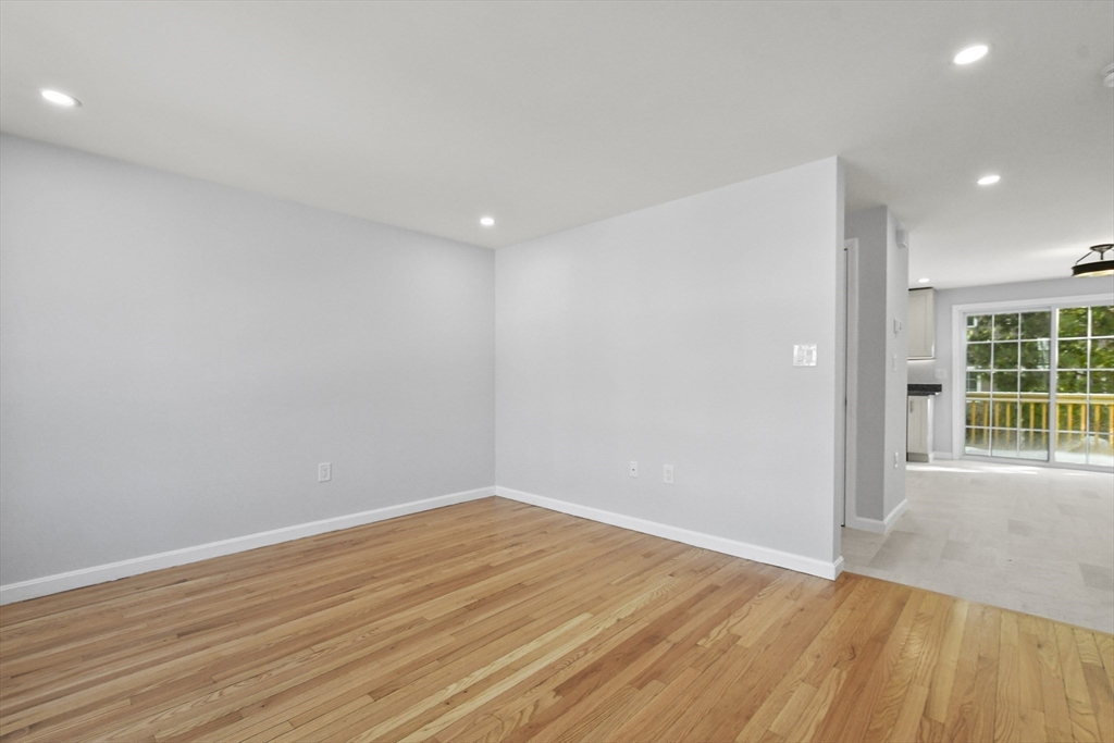 41 Boston Road, Unit 184 Billerica, MA 01862 - Photo 9 of 22 Gallery Image 9