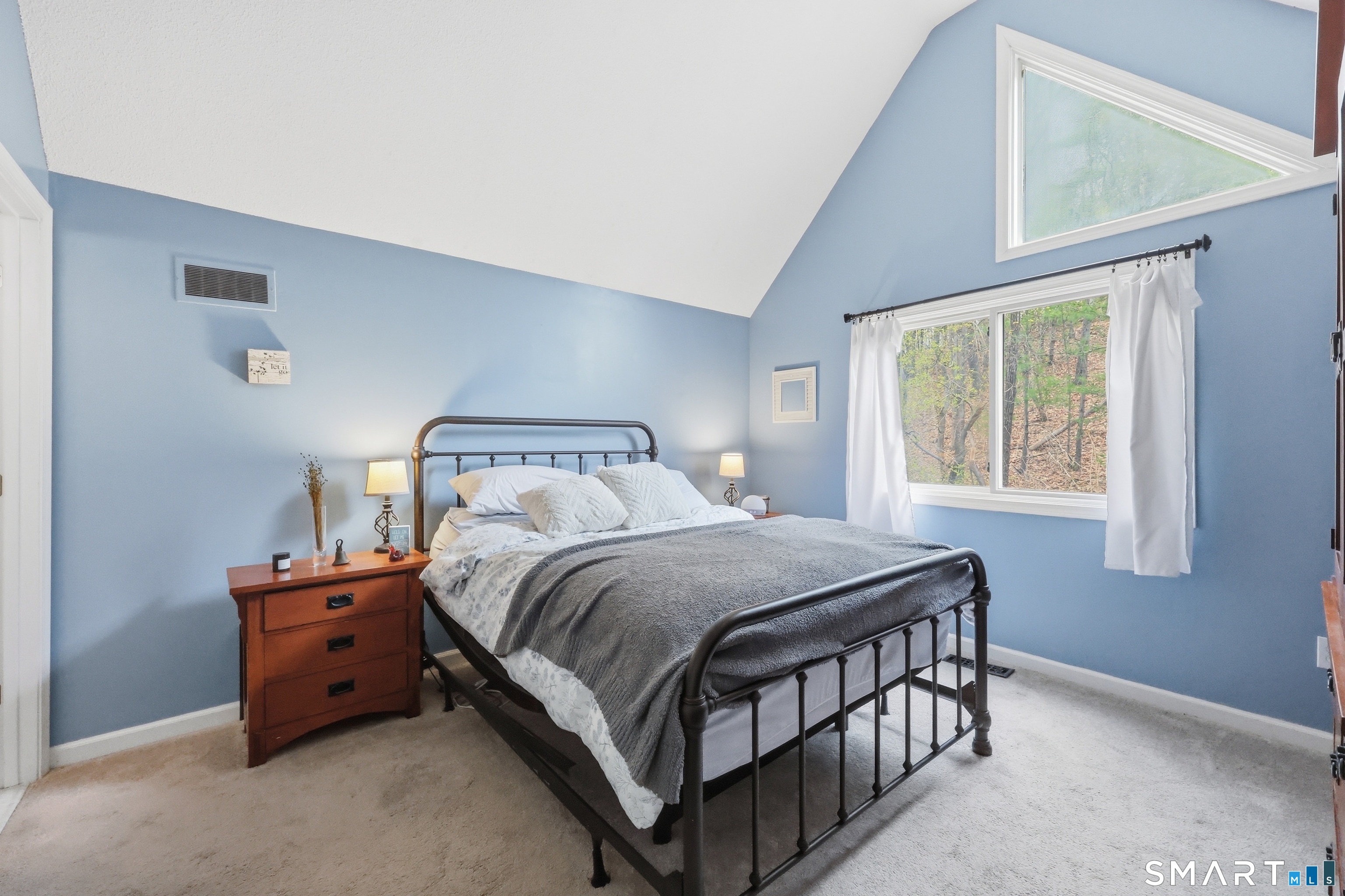 2 Rivermead, Unit 2 Avon, CT 06001 - Photo 18 of 36 a bedroom with a bed and a window