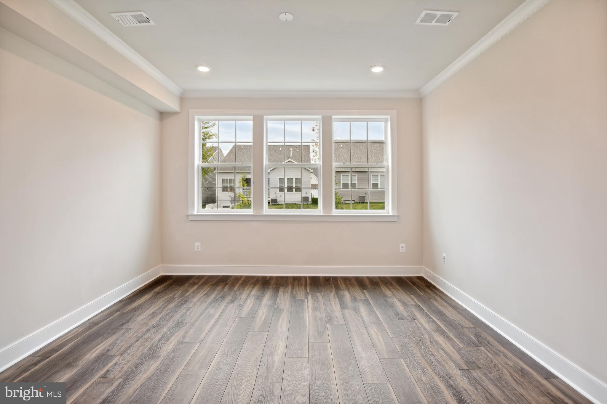 12127 American Chestnut Road Bowie, MD 20720 - Photo 10 of 20 Dining Room