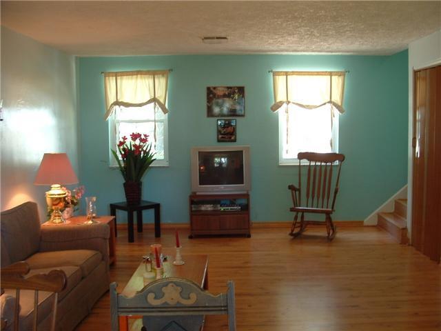 4752 Heaton Road Columbus, OH 43229 - Photo 7 of 9 Gallery Image 7