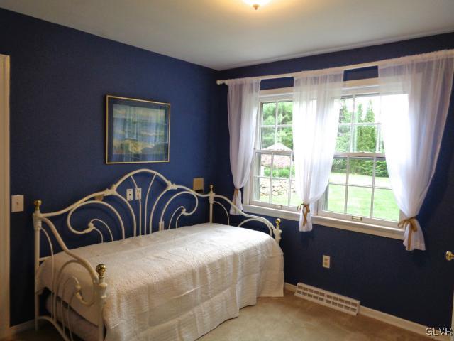 3880 Azalea Road Allentown, PA 18103 - Photo 18 of 34 Gallery Image 18
