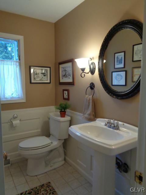 3880 Azalea Road Allentown, PA 18103 - Photo 19 of 34 Gallery Image 19