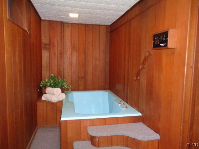 3880 Azalea Road Allentown, PA 18103 - Photo 27 of 34 Gallery Image 27