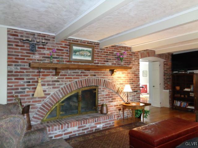 3880 Azalea Road Allentown, PA 18103 - Photo 8 of 34 Gallery Image 8