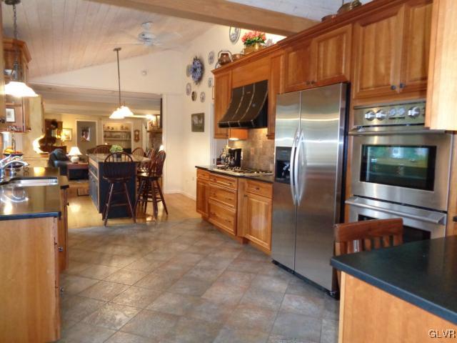 3880 Azalea Road Allentown, PA 18103 - Photo 10 of 34 Gallery Image 10