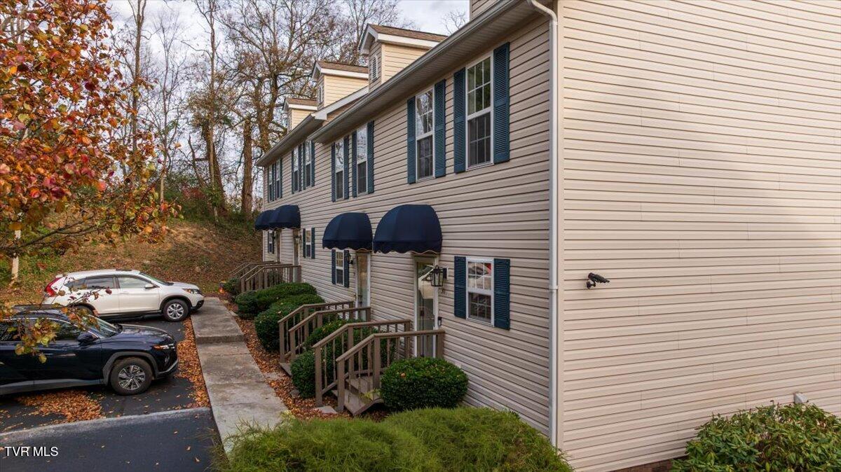 30 Pepper Ridge Court, Unit 30 Gray, TN 37615 - Photo 8 of 60 56-WBP-Pepper-Ridge-12