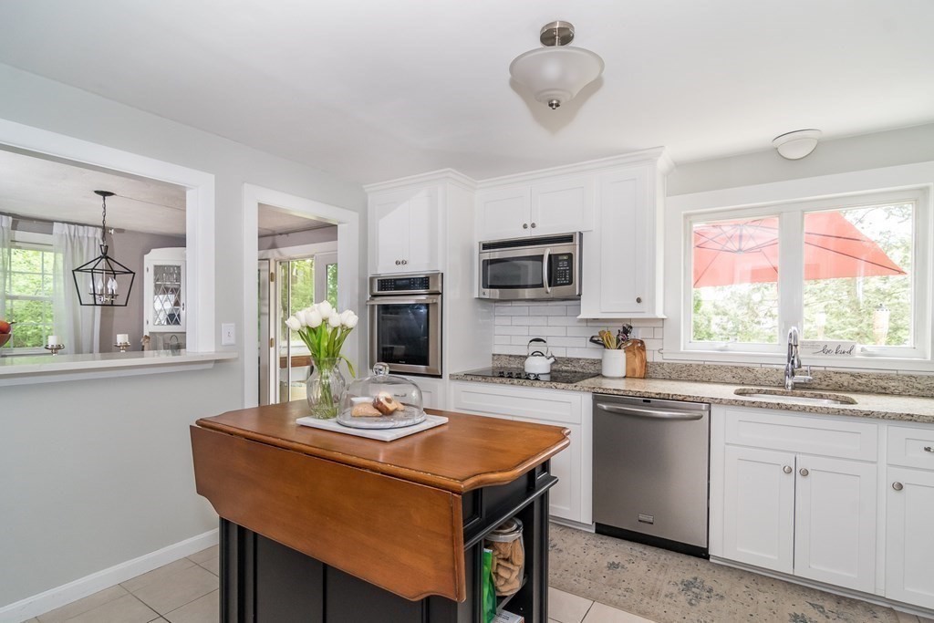 17 Haynes Road Framingham, MA 01701 - Photo 7 of 21 Gallery Image 7