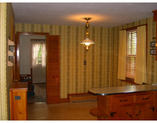 133 Lyman Road Milton, MA 02186 - Photo 5 of 11 Gallery Image 5