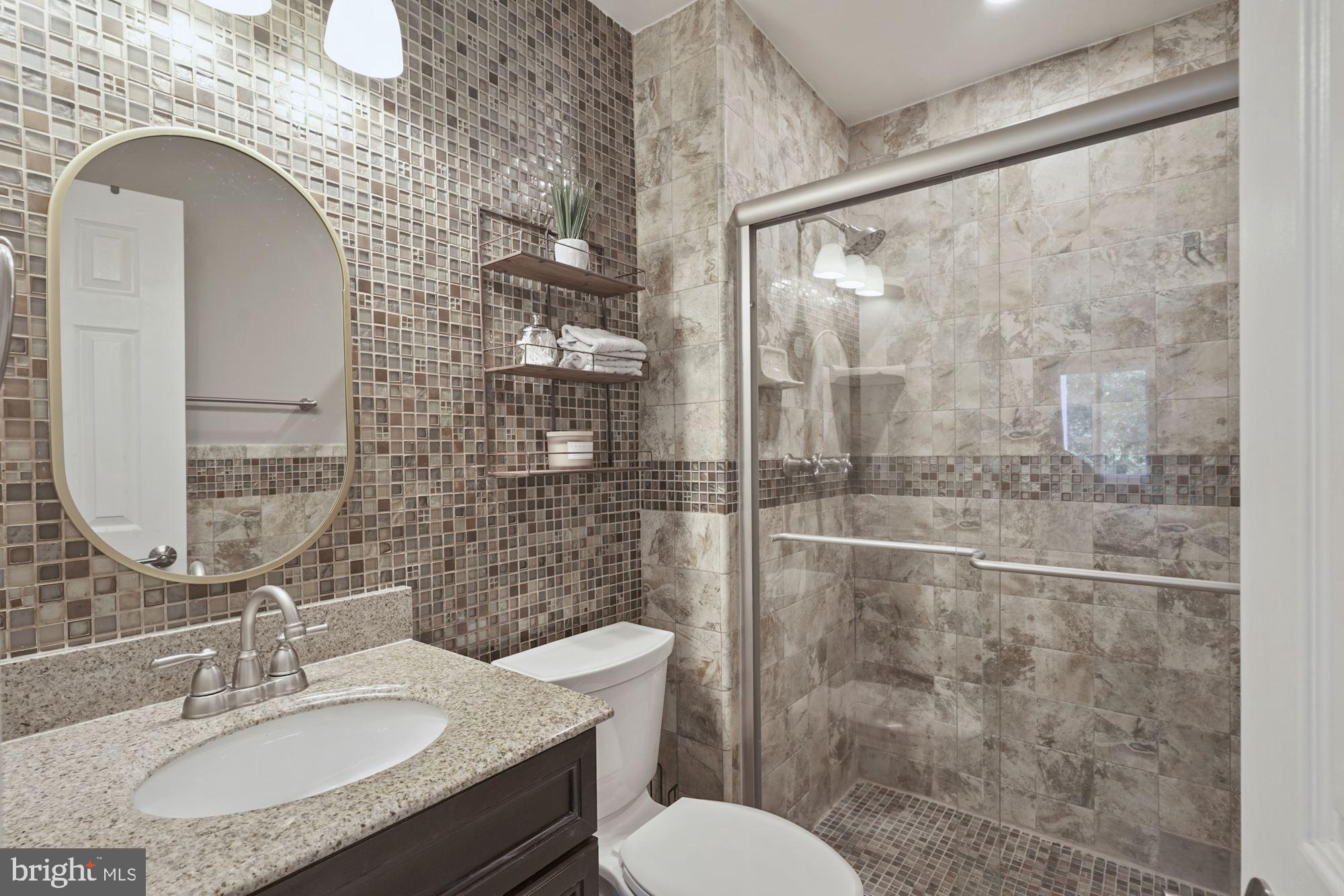 2324 Millennium Lane Reston, VA 20191 - Photo 13 of 32 Owner's Bathroom