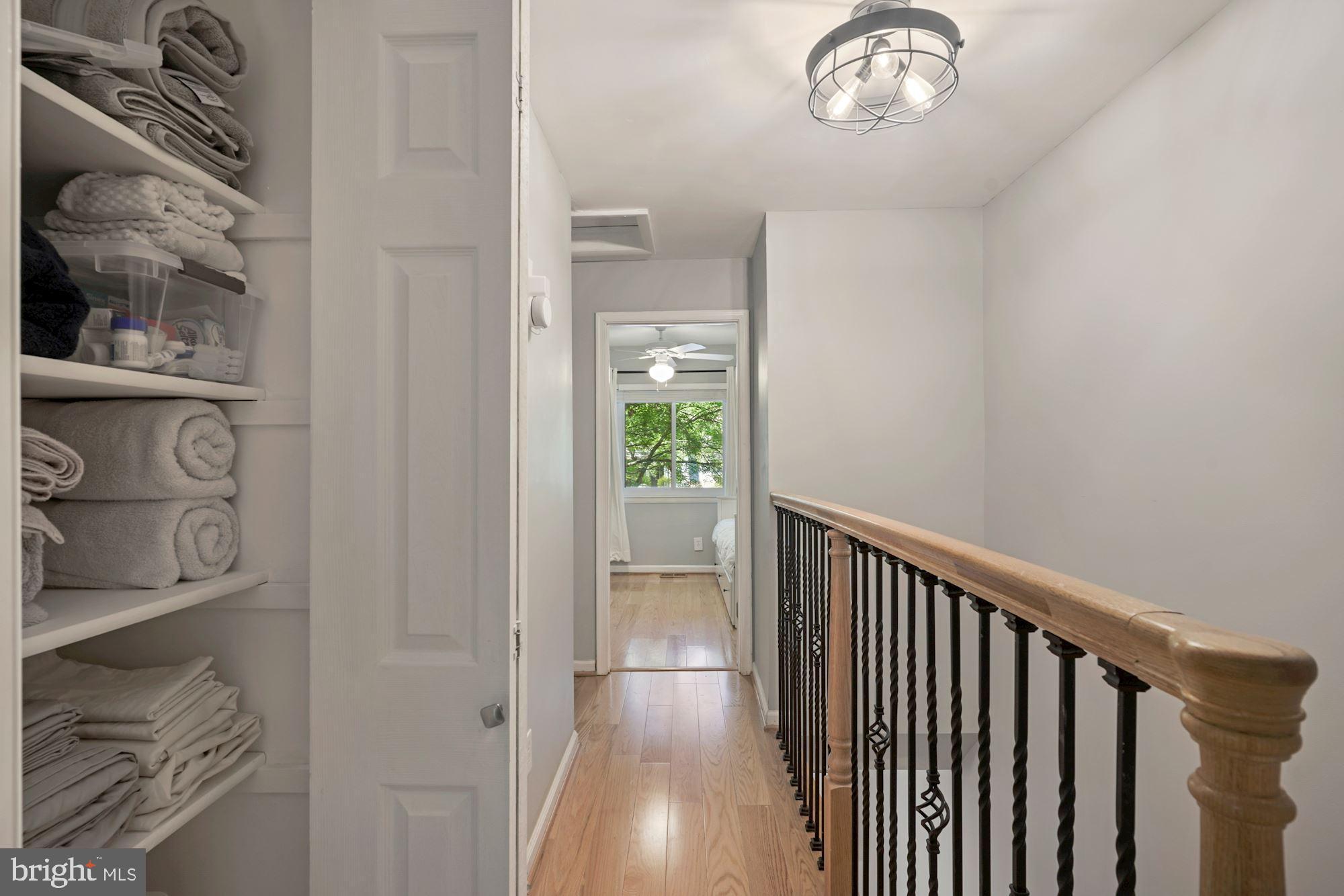 2324 Millennium Lane Reston, VA 20191 - Photo 15 of 32 Hallway