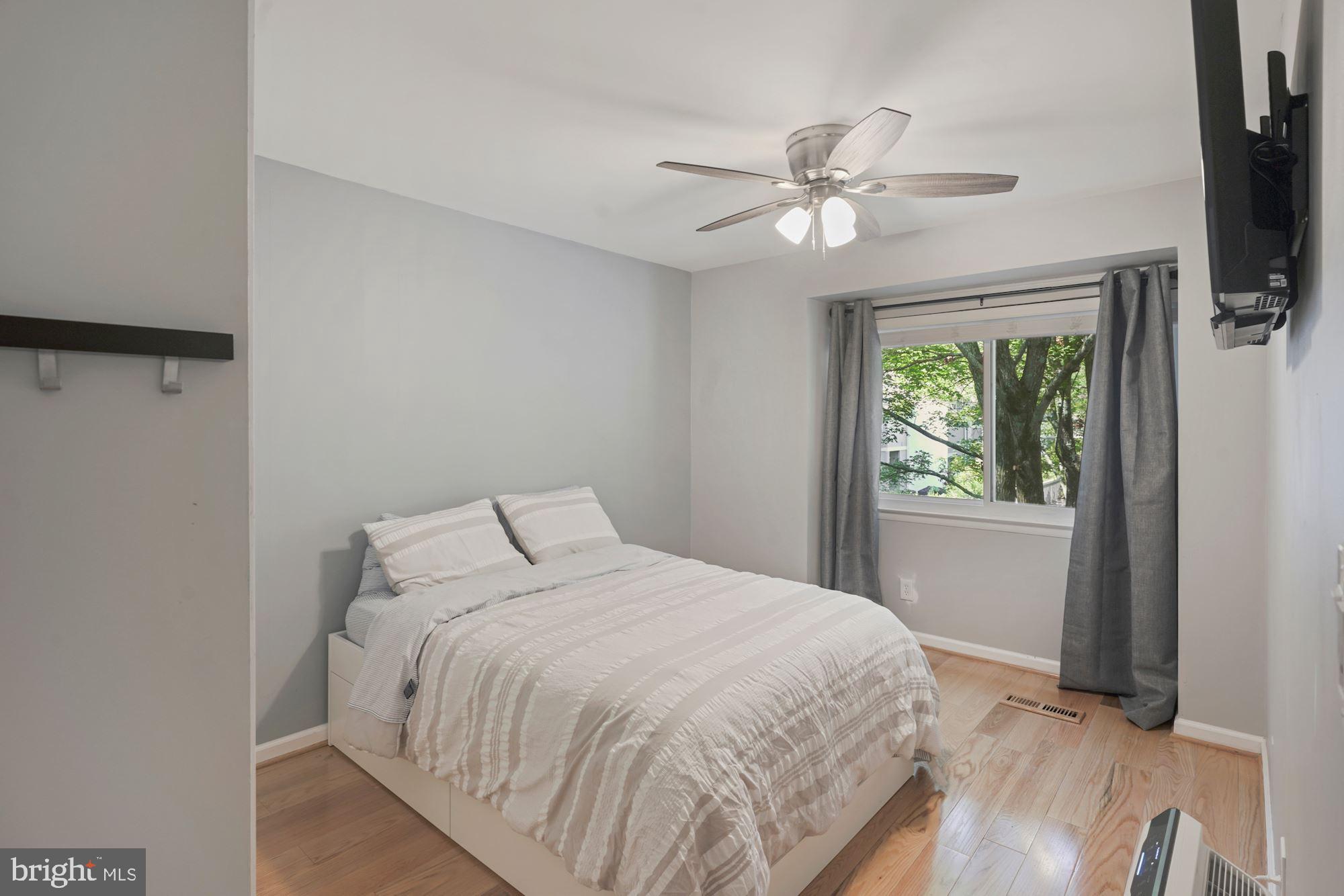 2324 Millennium Lane Reston, VA 20191 - Photo 16 of 32 Bedroom 2.0