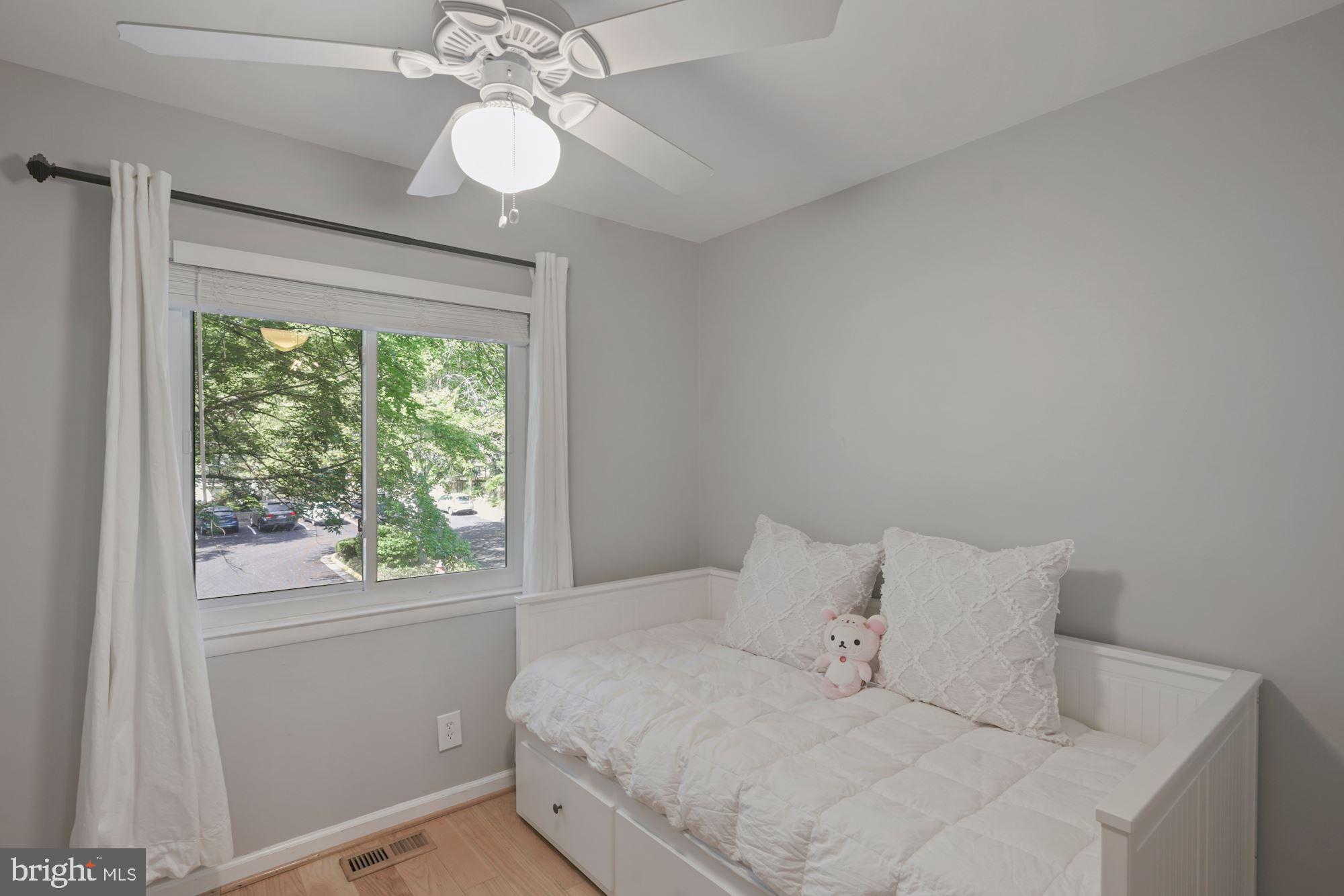 2324 Millennium Lane Reston, VA 20191 - Photo 20 of 32 Bedroom 3.0