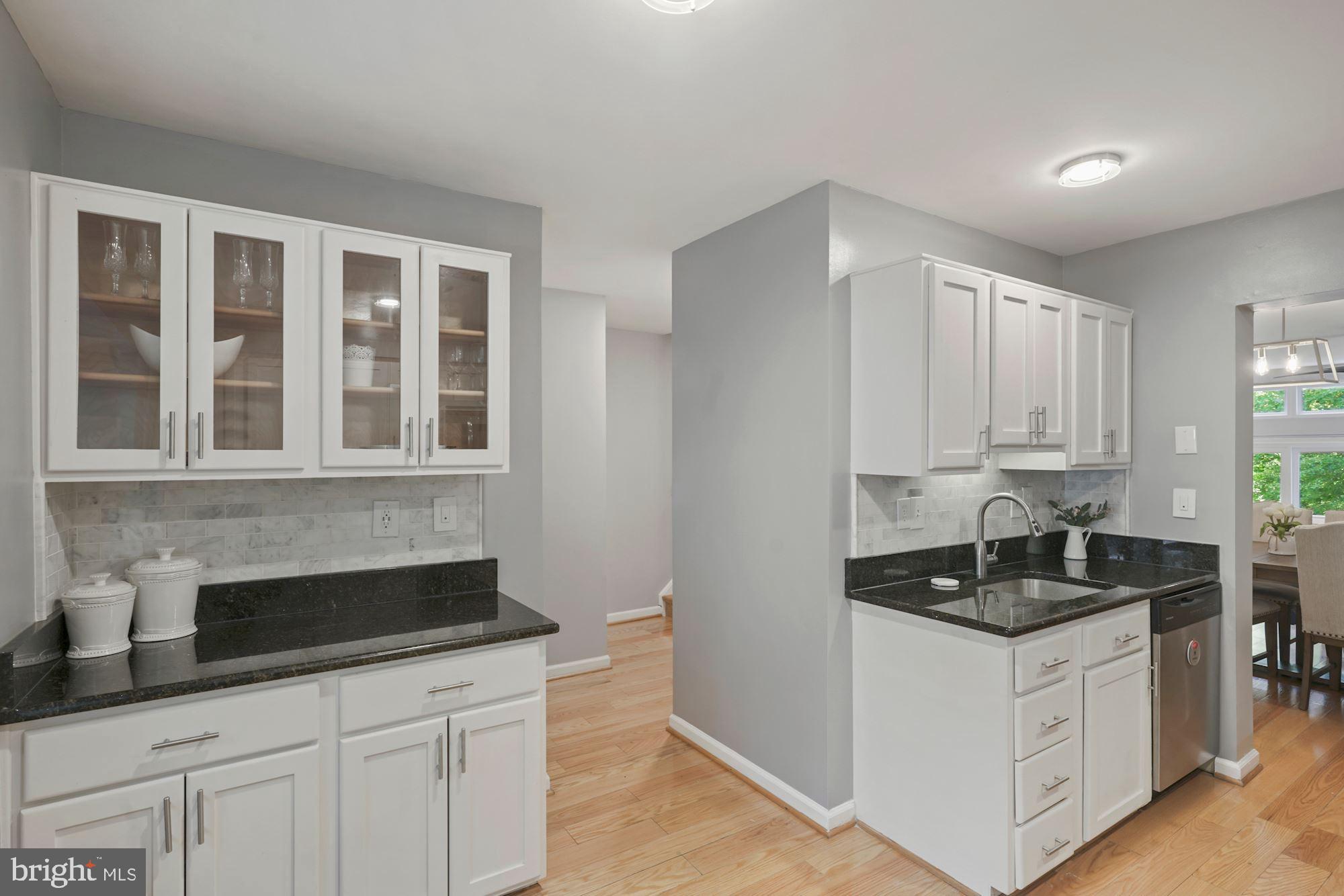 2324 Millennium Lane Reston, VA 20191 - Photo 8 of 32 Lots of Storage