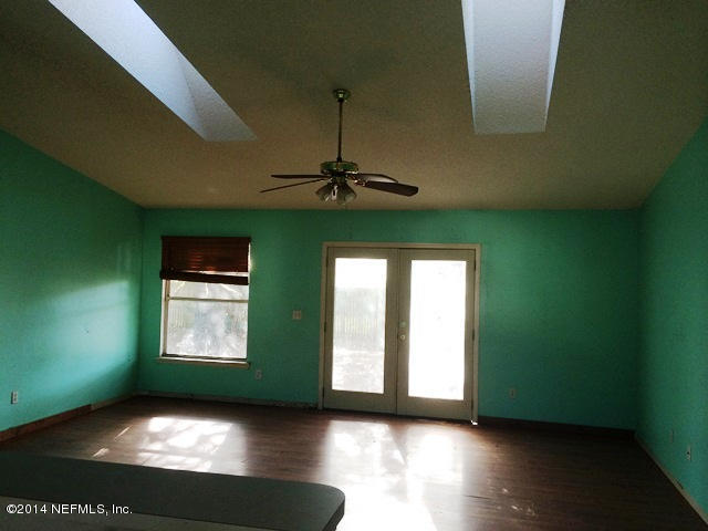 3433 Bristol Bridge Road Orange Park, FL 32073 - Photo 6 of 14 FAMILY ROOM VIEW-C