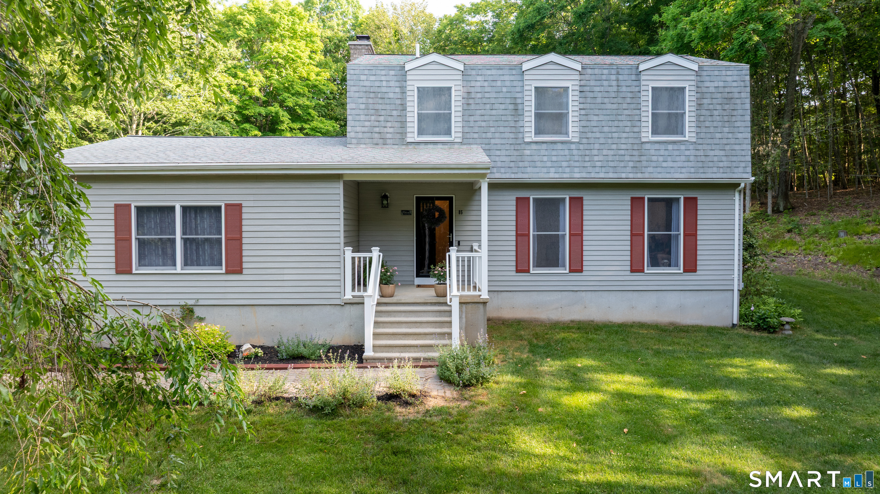 85 White Plains Road Norwich, CT 06360 - Photo 3 of 40