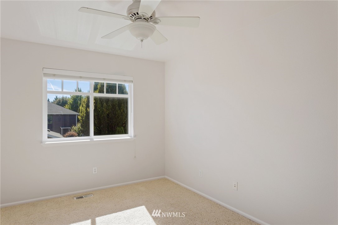 17264 Southeast 185th Street Renton, WA 98058 - Photo 32 of 40 an empty room with a window