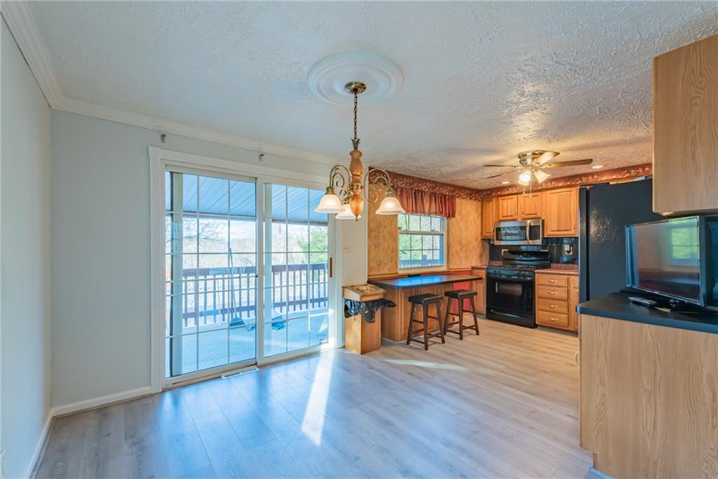 269 Hazel Road Pittsburgh, PA 15235 - Photo 8 of 24 Gallery Image 8