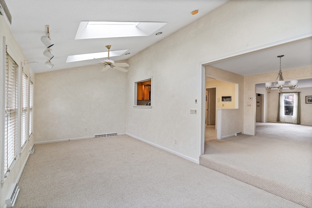 7 Castle Hills Road, Unit G Agawam, MA 01001 - Photo 18 of 40