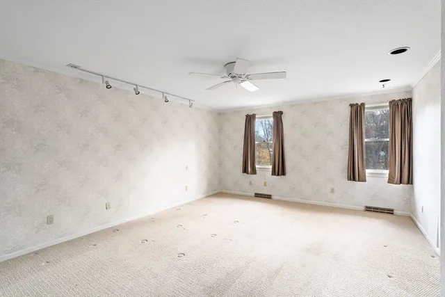 $329,900 | 7 Castle Hills Road, Unit G, Agawam, MA 01001