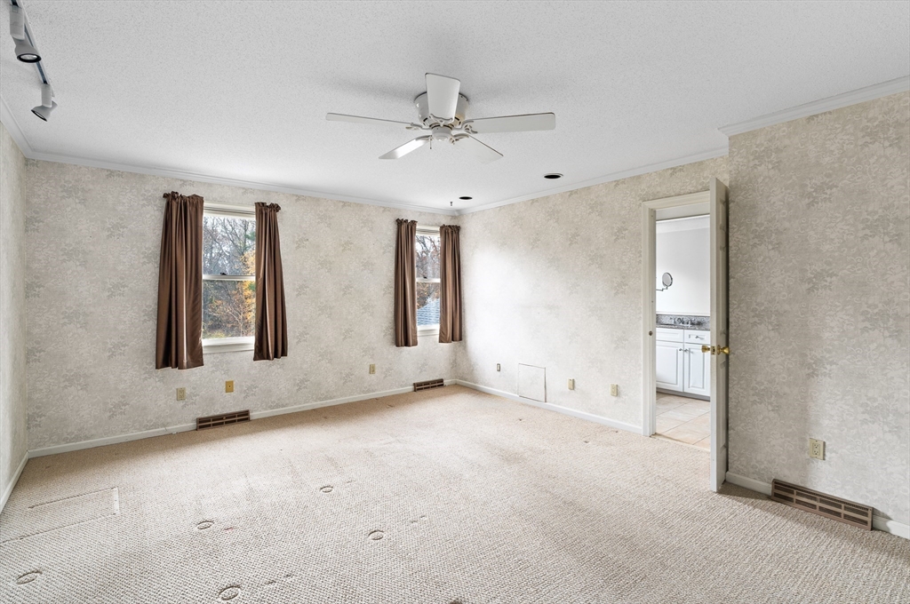 7 Castle Hills Road, Unit G Agawam, MA 01001 - Photo 24 of 40