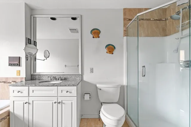 $329,900 | 7 Castle Hills Road, Unit G, Agawam, MA 01001