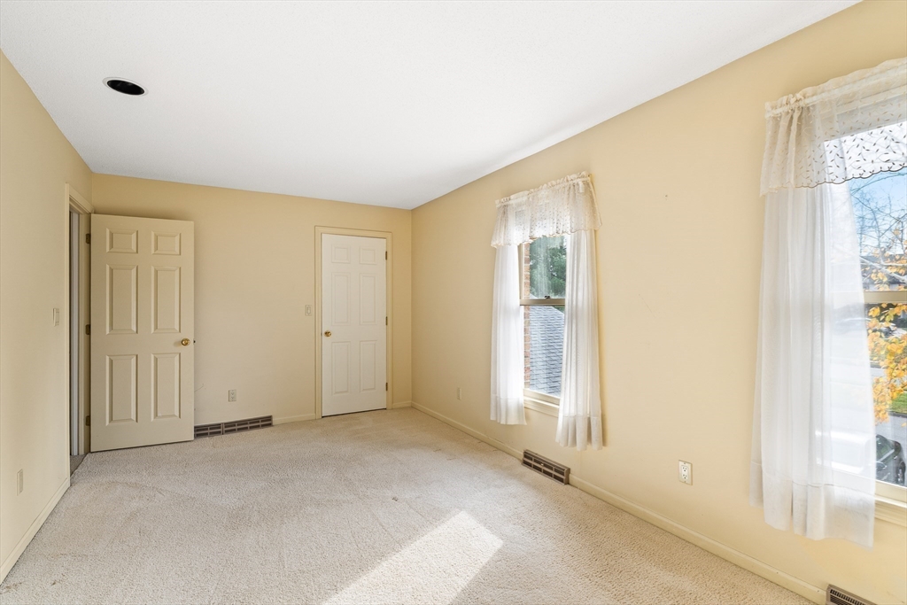 7 Castle Hills Road, Unit G Agawam, MA 01001 - Photo 30 of 40