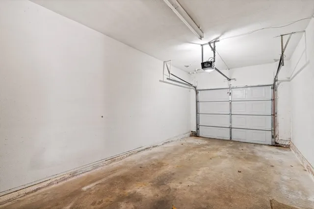 $329,900 | 7 Castle Hills Road, Unit G, Agawam, MA 01001