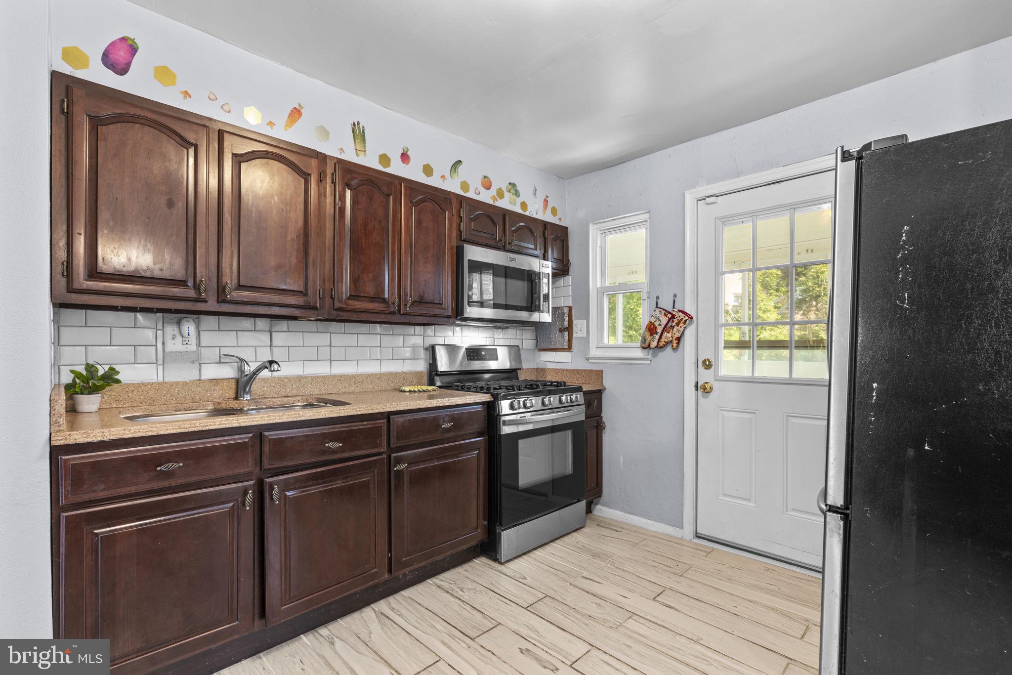 1315 Sudvale Road Pikesville, MD 21208 - Photo 14 of 31
