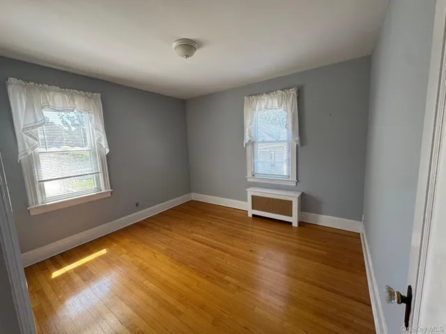 $999,000 | 175 Daffodil Avenue, Franklin Square, NY 11010