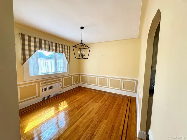 $999,000 | 175 Daffodil Avenue, Franklin Square, NY 11010