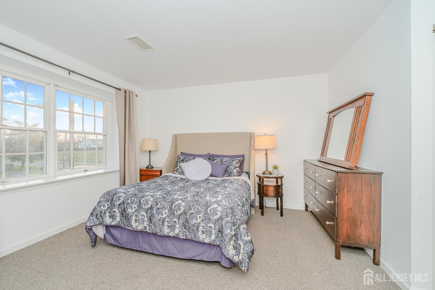 425 Edpas Road New Brunswick, NJ 08901 - Photo 11 of 23