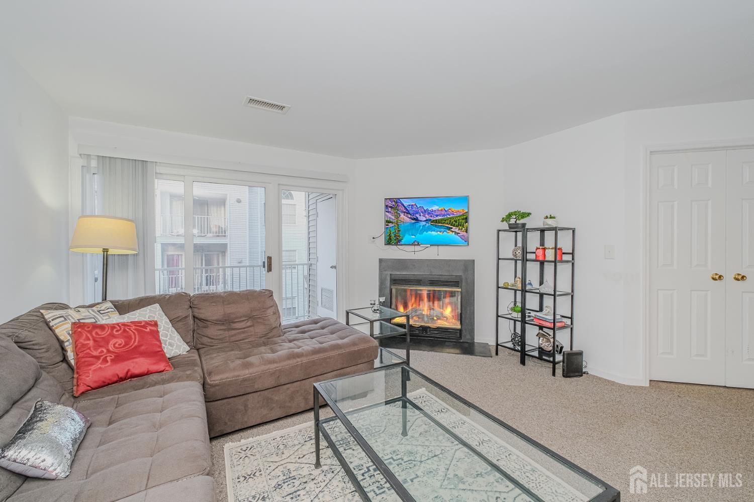 425 Edpas Road New Brunswick, NJ 08901 - Photo 8 of 23