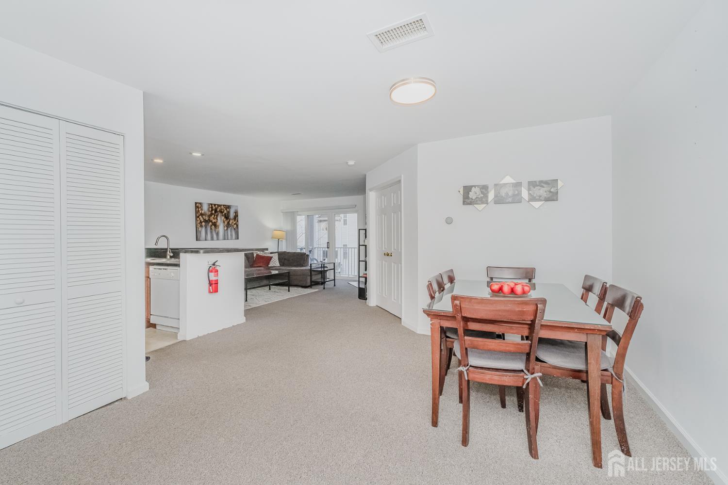 425 Edpas Road New Brunswick, NJ 08901 - Photo 10 of 23