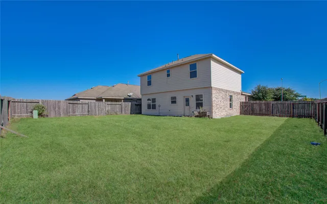 $2,050 | 23003 Black Mountain Ash Court, Tomball, TX 77375