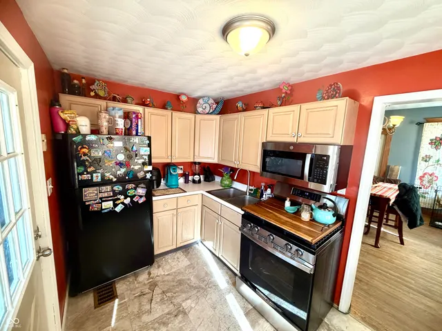 $159,900 | 714 North Harrison Street, Alexandria, IN 46001