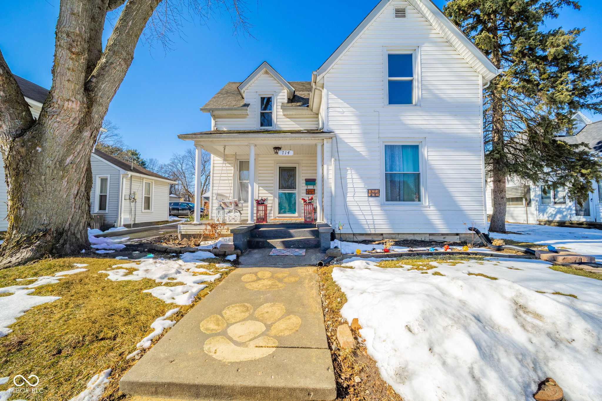714 North Harrison Street Alexandria, IN 46001 - Photo 2 of 25