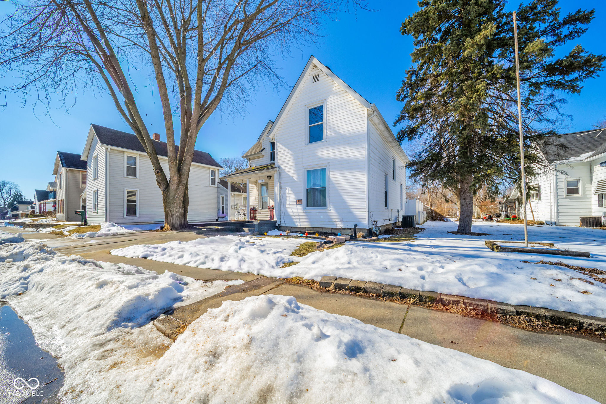 714 North Harrison Street Alexandria, IN 46001 - Photo 4 of 25