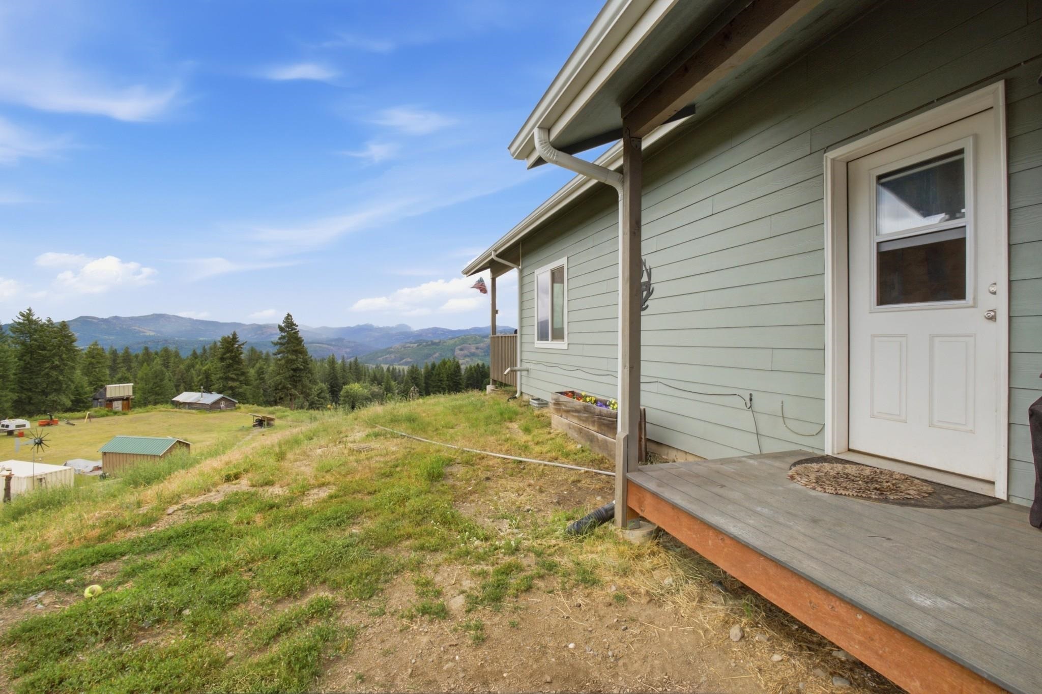 292 Knob Hl E Road Republic, WA 99166 - Photo 4 of 24