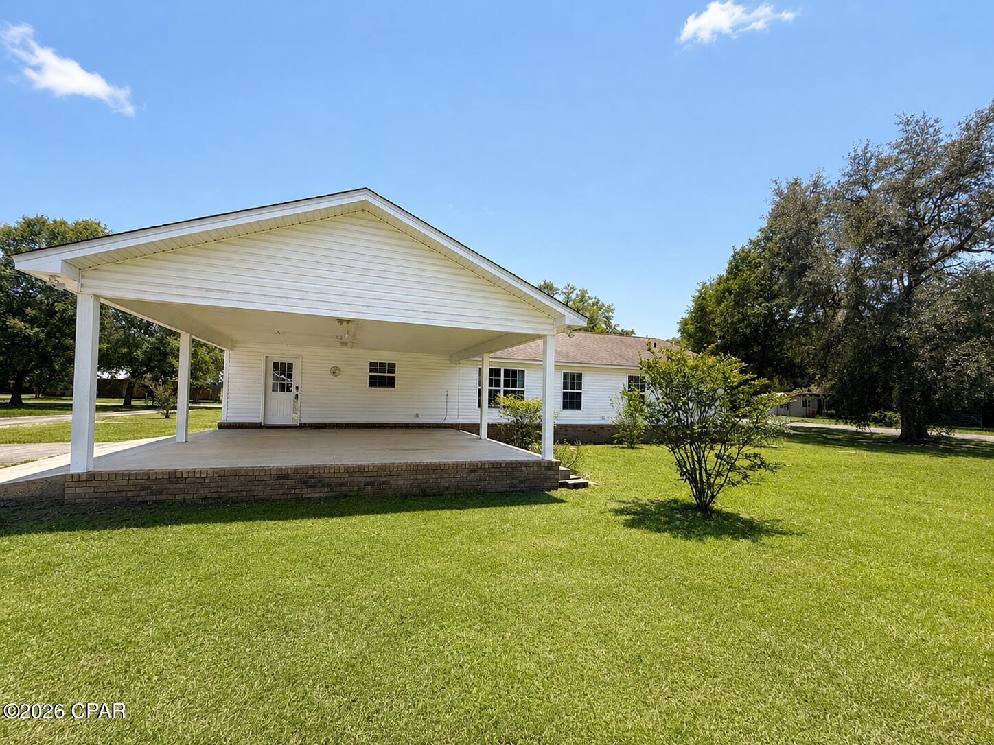 11334 Northwest Robertson Mill Road Bristol, FL 32321 - Photo 3 of 22