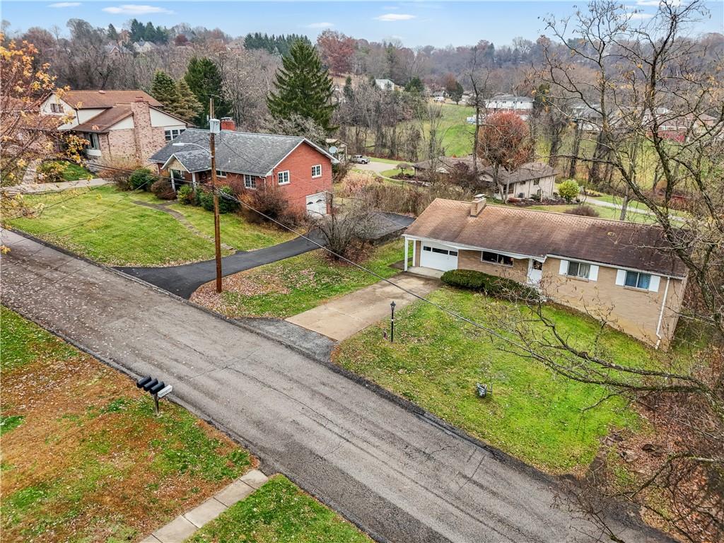 95 Crestvue Road Washington, PA 15301 - Photo 2 of 30 Gallery Image 2